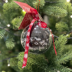 Obrázok z Vánoční ponožky v dárkové kouli s visačkou a pověšením na stromeček