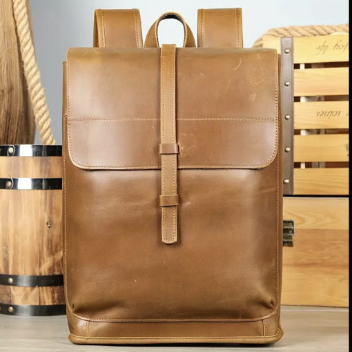 Obrázok z Kožený batoh na notebook s prackou - City Vintage